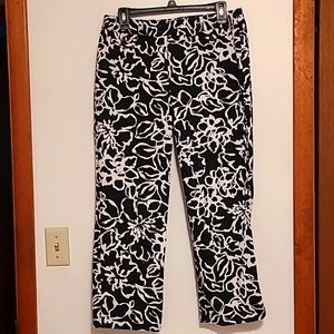 Jones New York Sport black & white capri jeans 8
